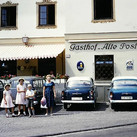 Alte Post Szálloda Holzkirchen